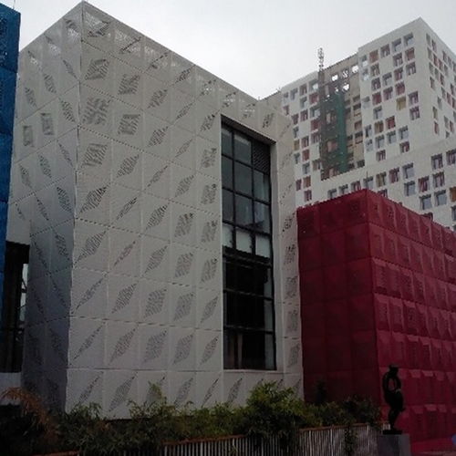 铝腾 直销外墙装饰材料定制铝单板，重塑建筑美学新标杆